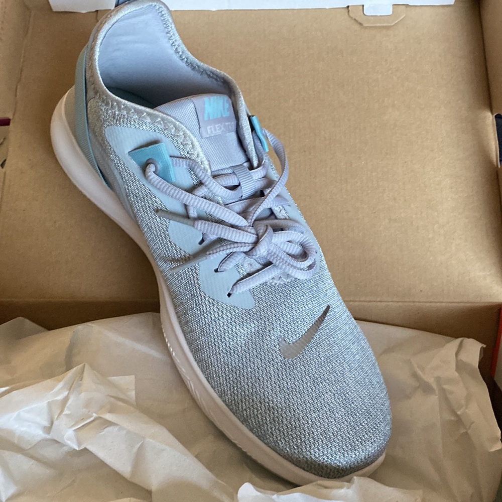 Nike flex trainers athletic shoes size 11 women’s